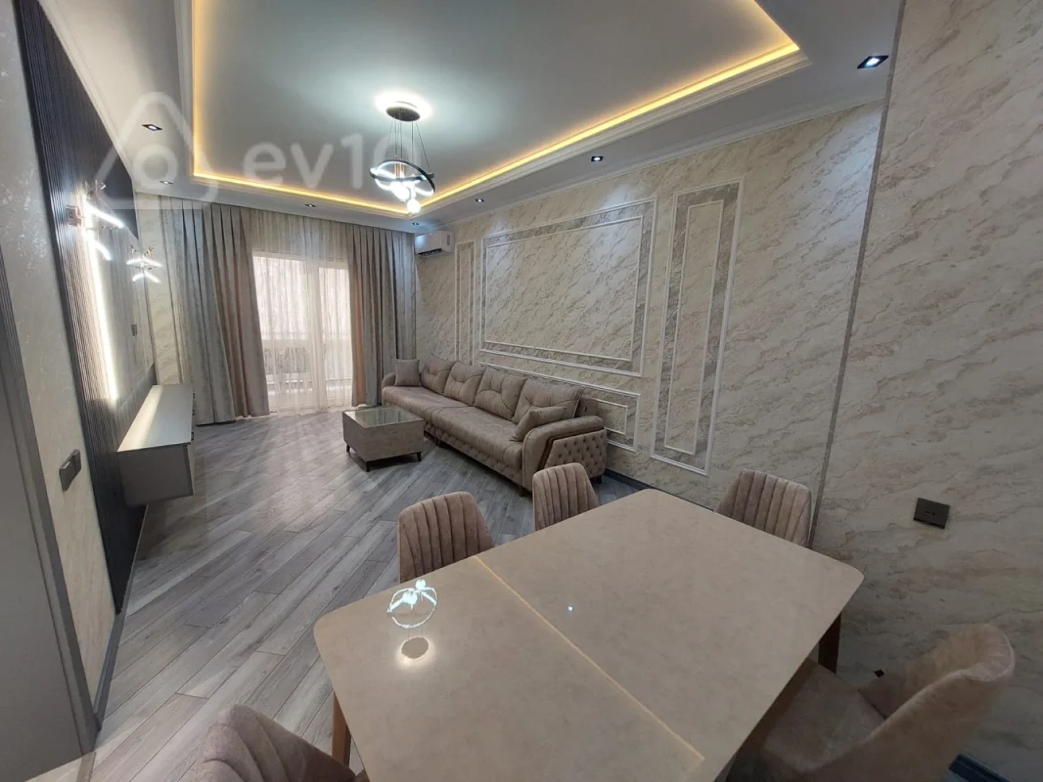 Kirayə verilir 3 otaqlı yeni tikili 80 m²