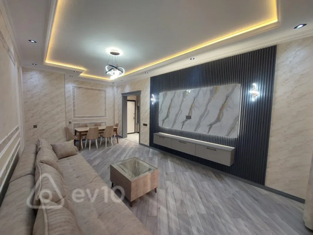 Kirayə verilir 3 otaqlı yeni tikili 80 m²