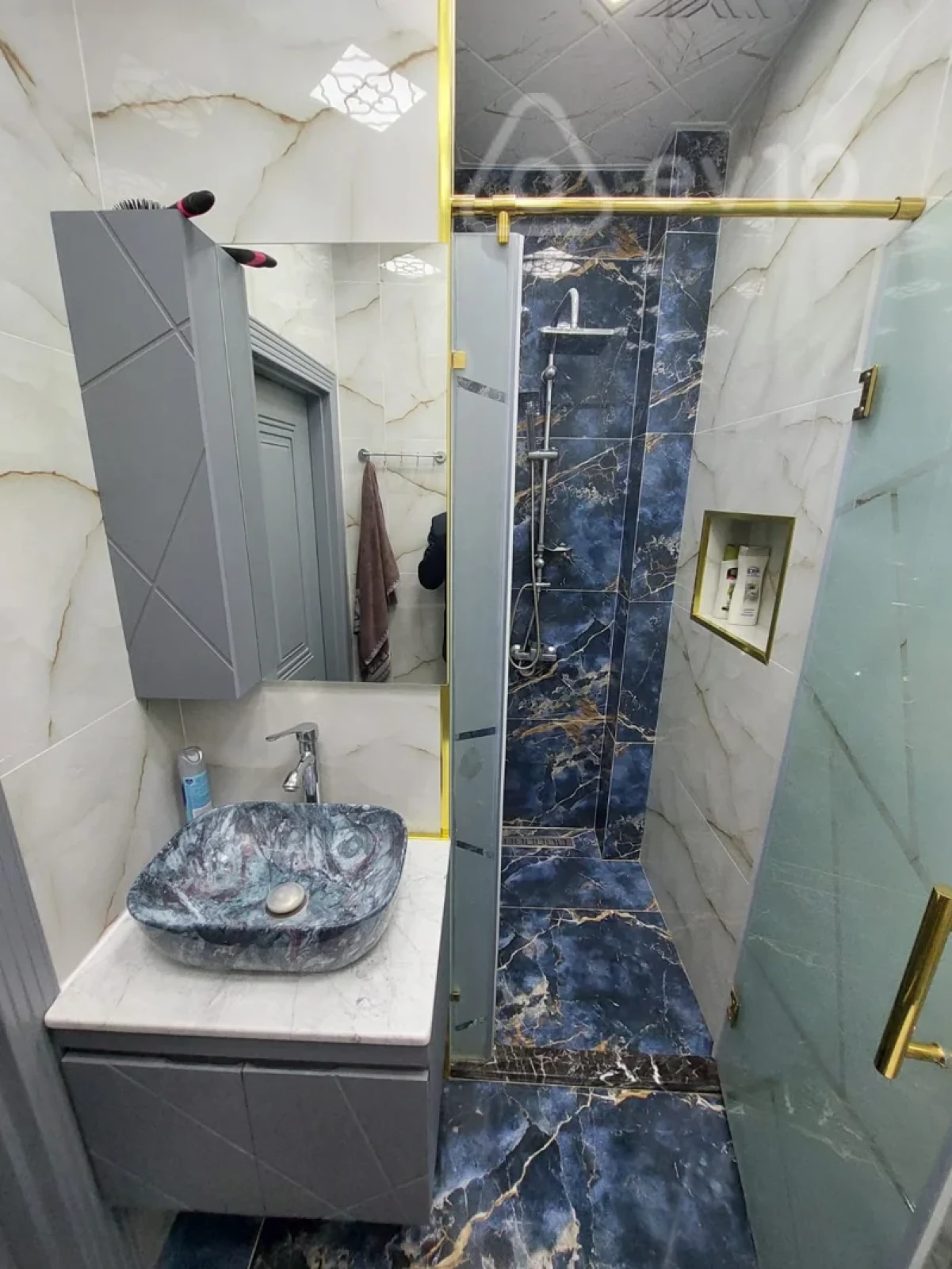 Kirayə verilir 3 otaqlı yeni tikili 80 m²