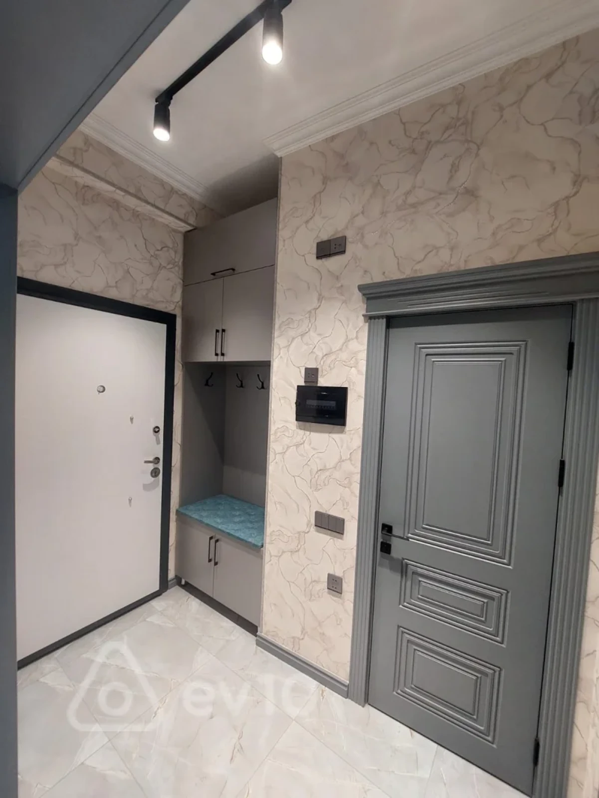 Kirayə verilir 3 otaqlı yeni tikili 80 m²