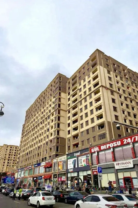 Kirayə verilir 2 otaqlı yeni tikili 100 m²