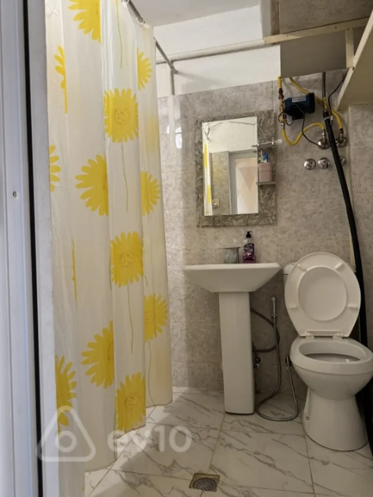 Kirayə verilir 1 otaqlı köhnə tikili 35 m²