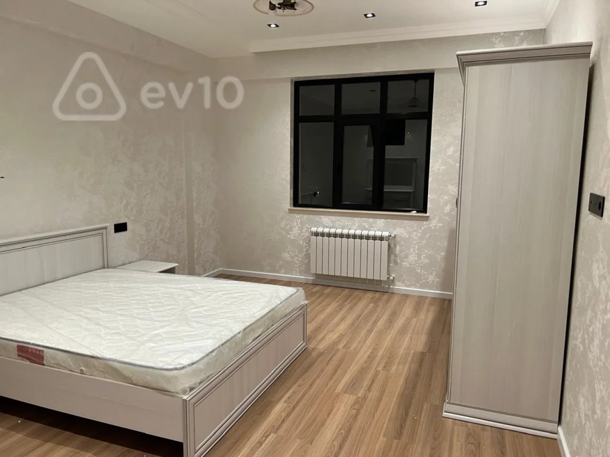 Kirayə verilir 3 otaqlı yeni tikili 115 m²