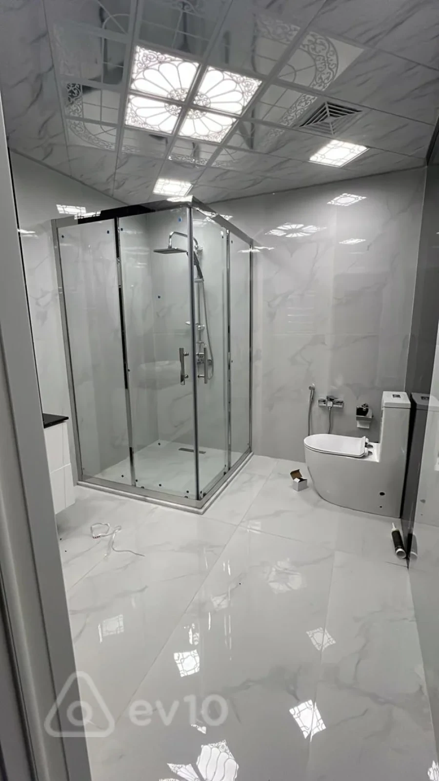 Kirayə verilir 3 otaqlı yeni tikili 115 m²