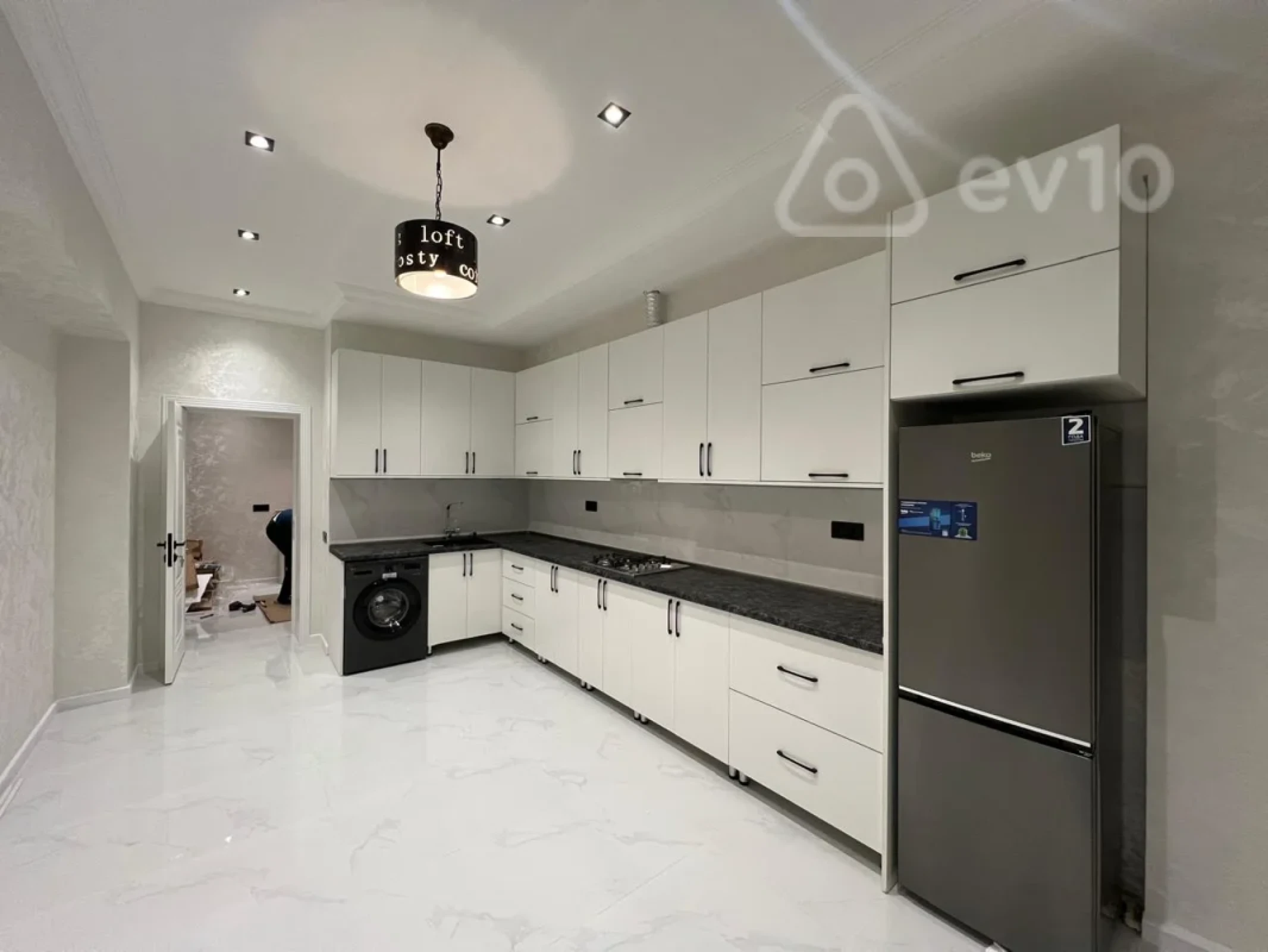 Kirayə verilir 3 otaqlı yeni tikili 115 m²