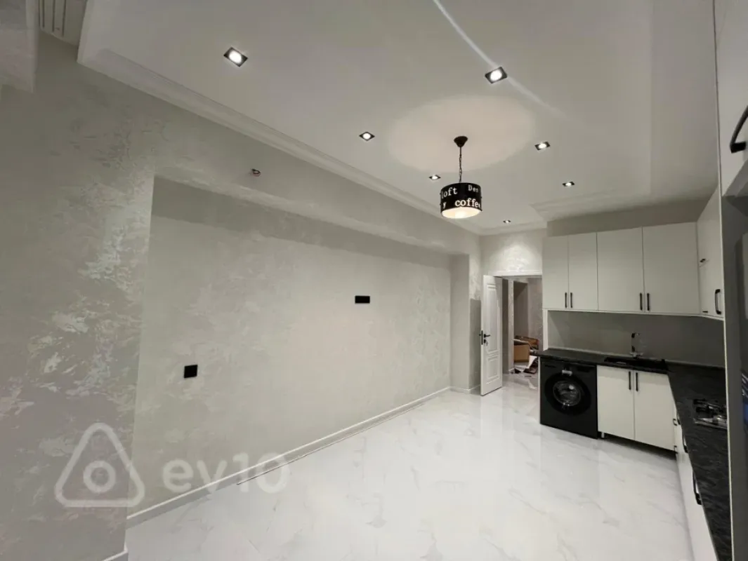 Kirayə verilir 3 otaqlı yeni tikili 115 m²