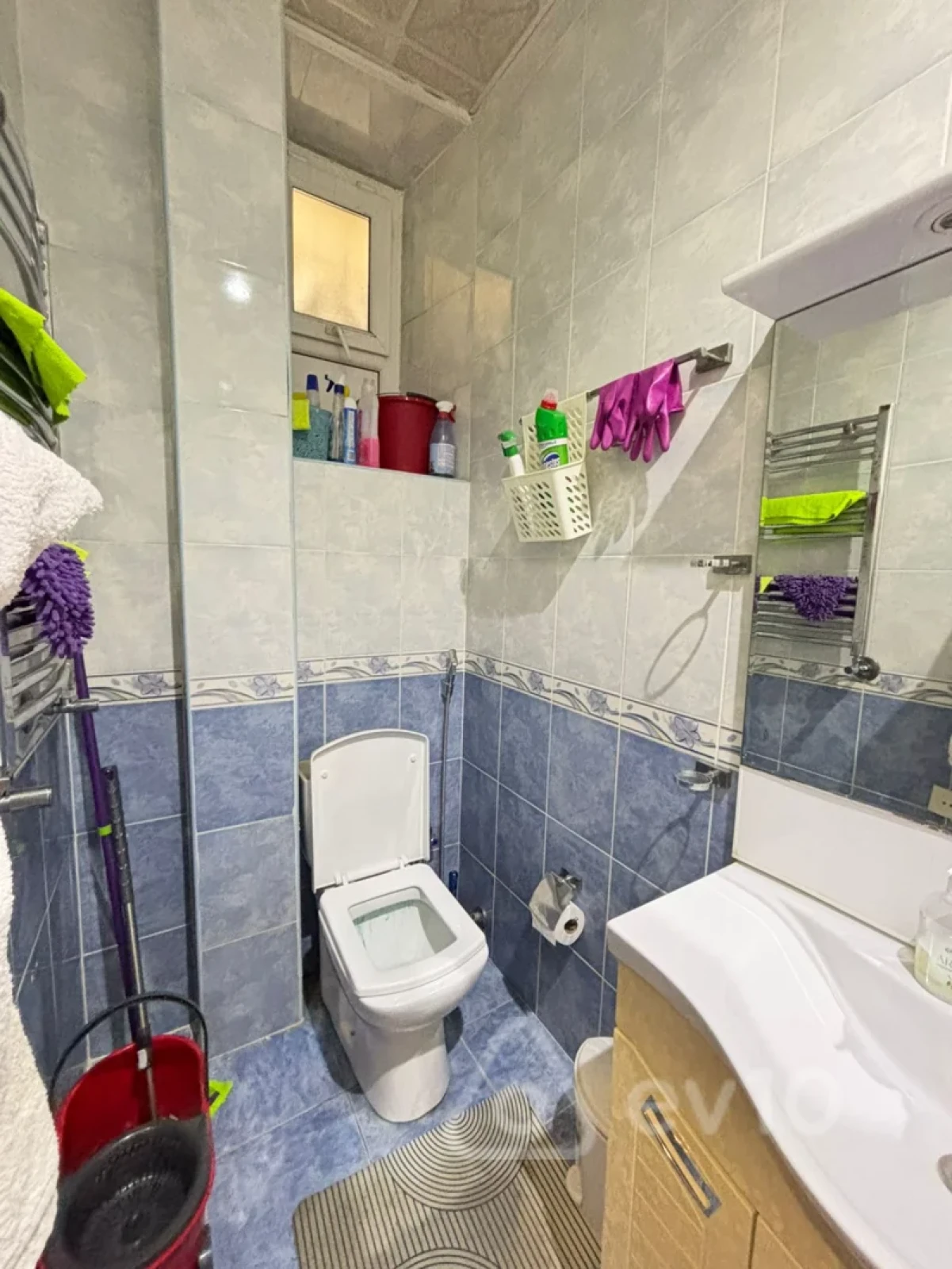 Kirayə verilir 2 otaqlı köhnə tikili 75 m²