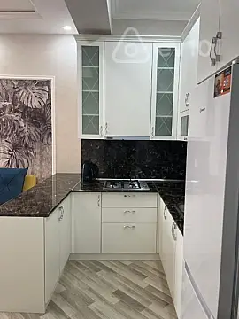 Kirayə verilir 2 otaqlı yeni tikili 70 m²