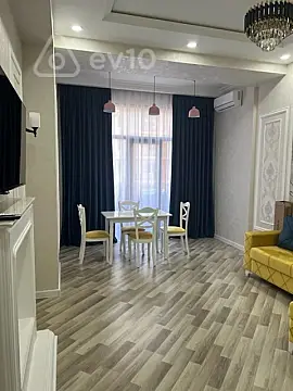 Kirayə verilir 2 otaqlı yeni tikili 70 m²