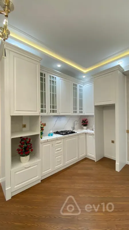 Satılır 3 otaqlı yeni tikili 105 m²