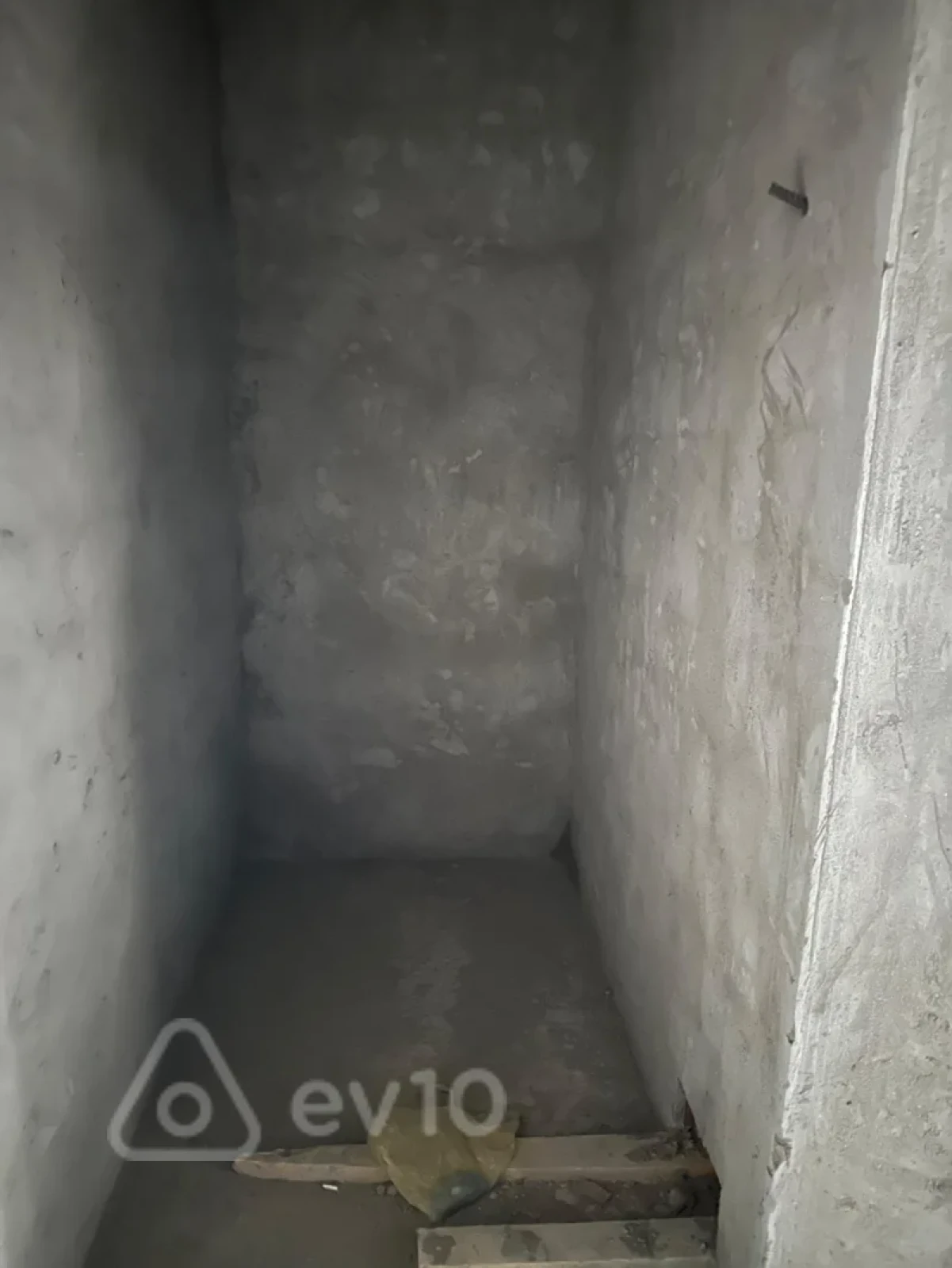 Satılır 3 otaqlı yeni tikili 72 m²