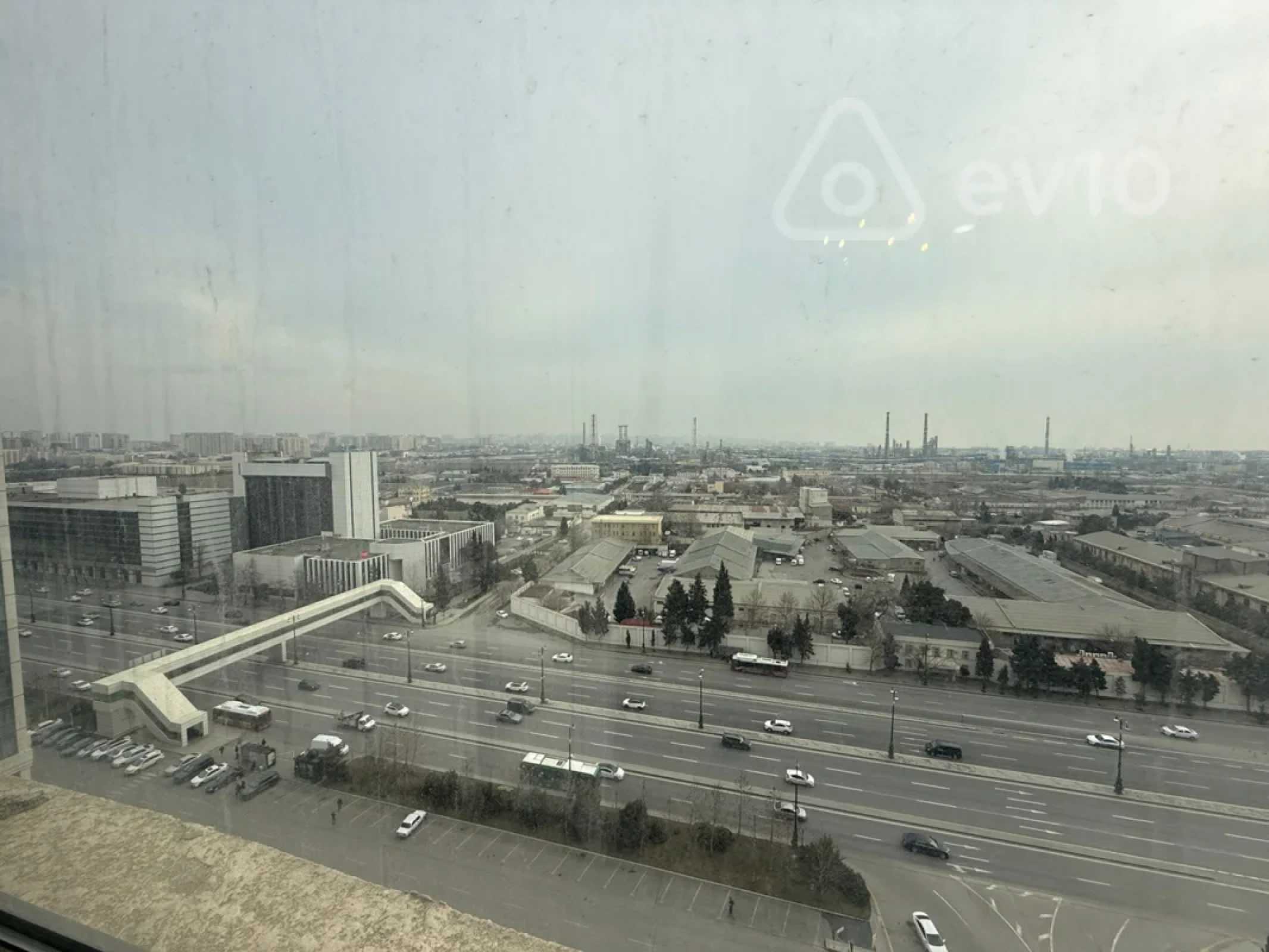 Kirayə verilir 3 otaqlı yeni tikili 172 m²
