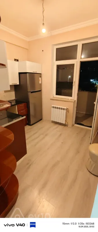 Kirayə verilir 2 otaqlı yeni tikili 60 m²