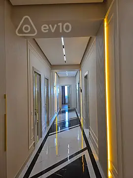 Satılır 3 otaqlı yeni tikili 120 m²