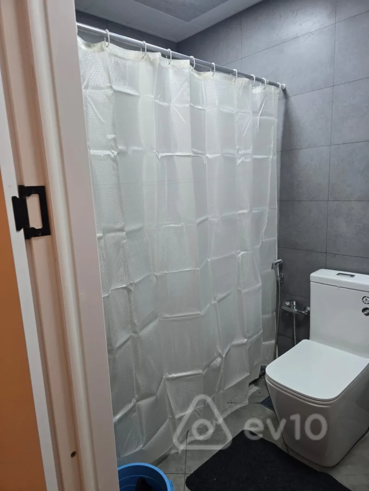 Kirayə verilir 2 otaqlı yeni tikili 65 m²