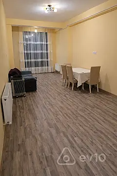 Kirayə verilir 2 otaqlı yeni tikili 65 m²