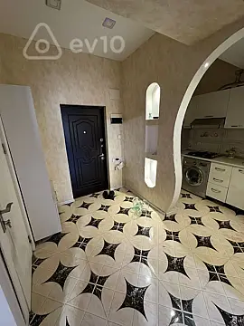 Kirayə verilir 2 otaqlı yeni tikili 70 m²