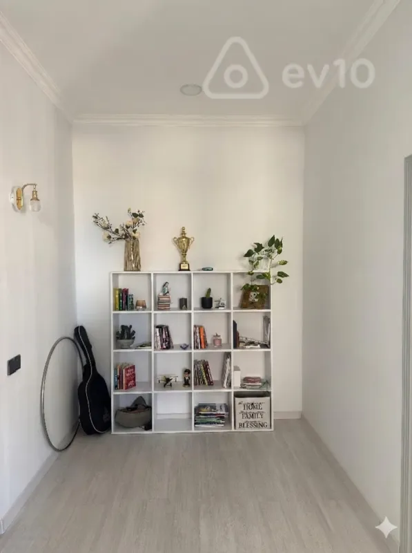 Satılır 3 otaqlı yeni tikili 84 m²