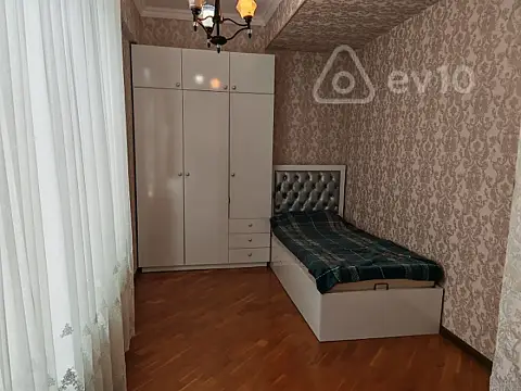 Kirayə verilir 3 otaqlı yeni tikili 95 m²