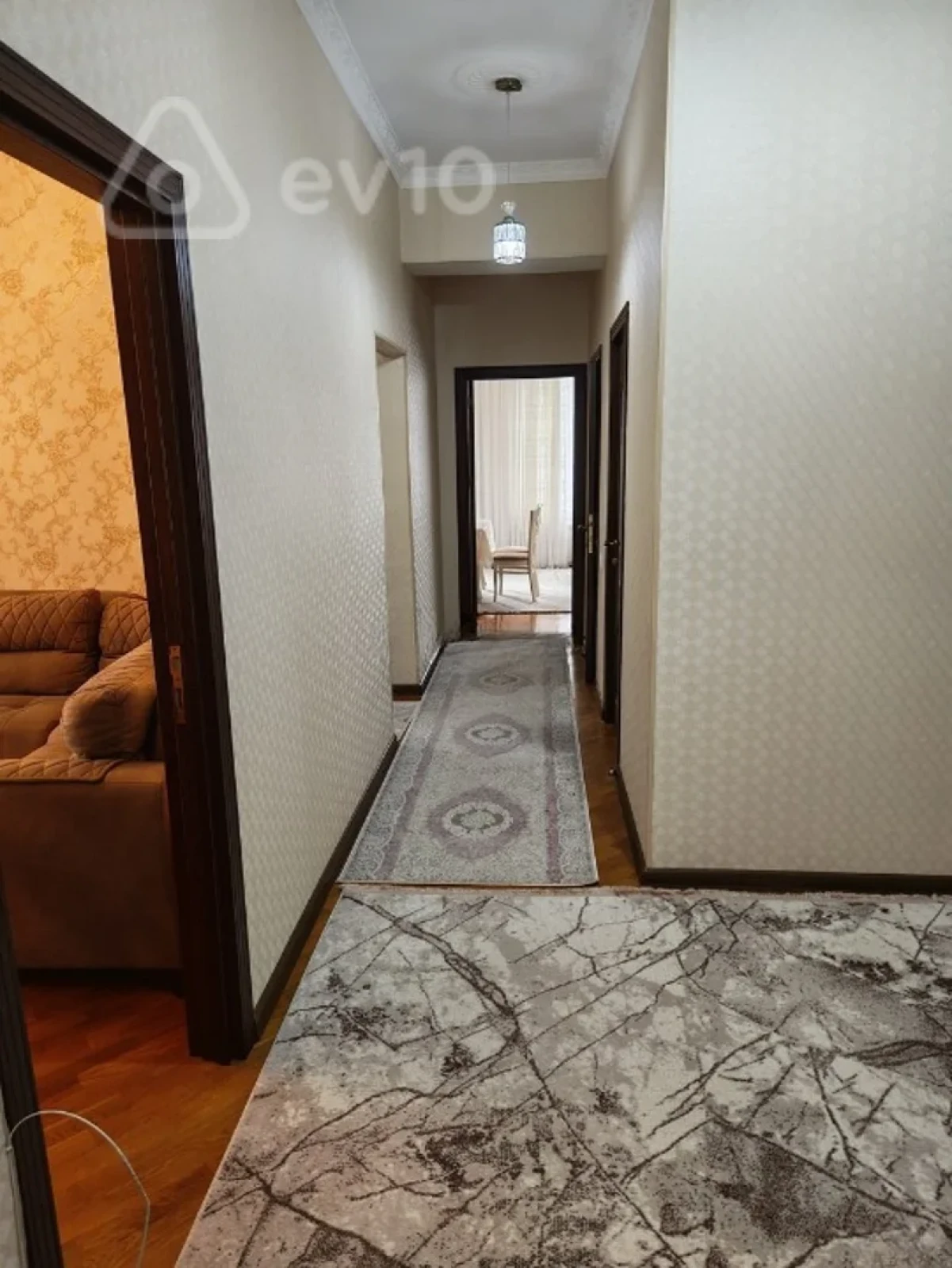 Kirayə verilir 3 otaqlı yeni tikili 95 m²