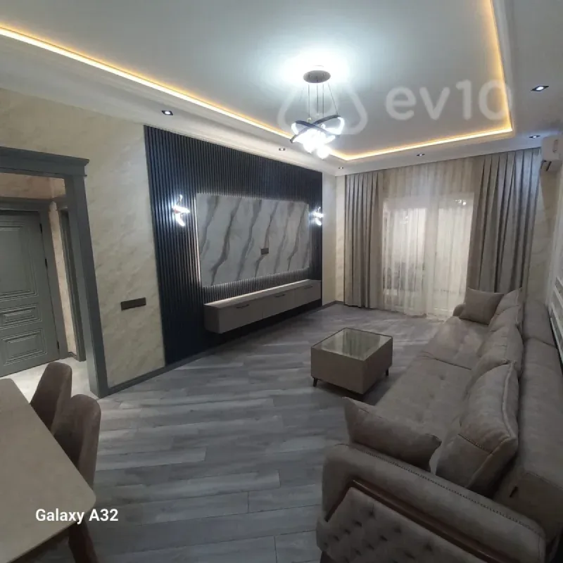 Kirayə verilir 3 otaqlı yeni tikili 90 m²