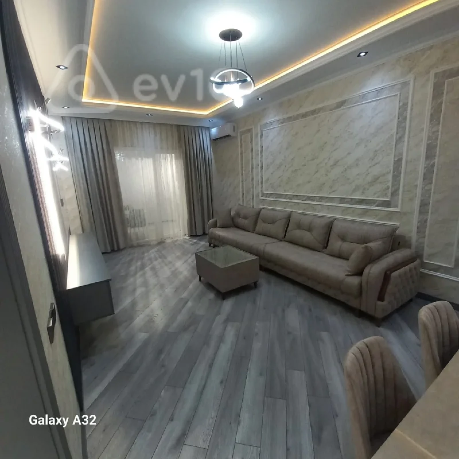 Kirayə verilir 3 otaqlı yeni tikili 90 m²