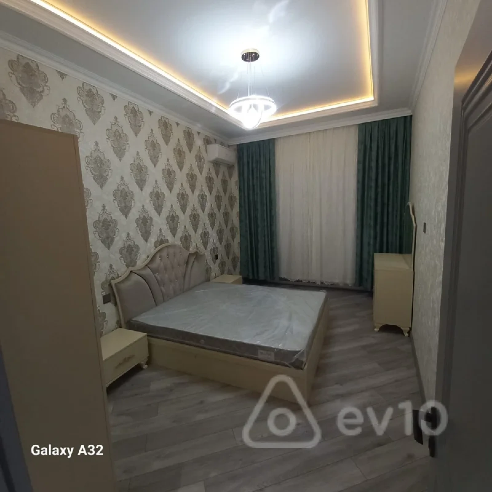 Kirayə verilir 3 otaqlı yeni tikili 90 m²