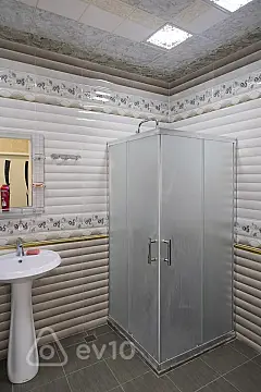 Kirayə verilir 2 otaqlı yeni tikili 104 m²