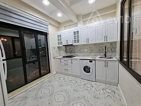 Kirayə verilir 2 otaqlı yeni tikili 60 m²