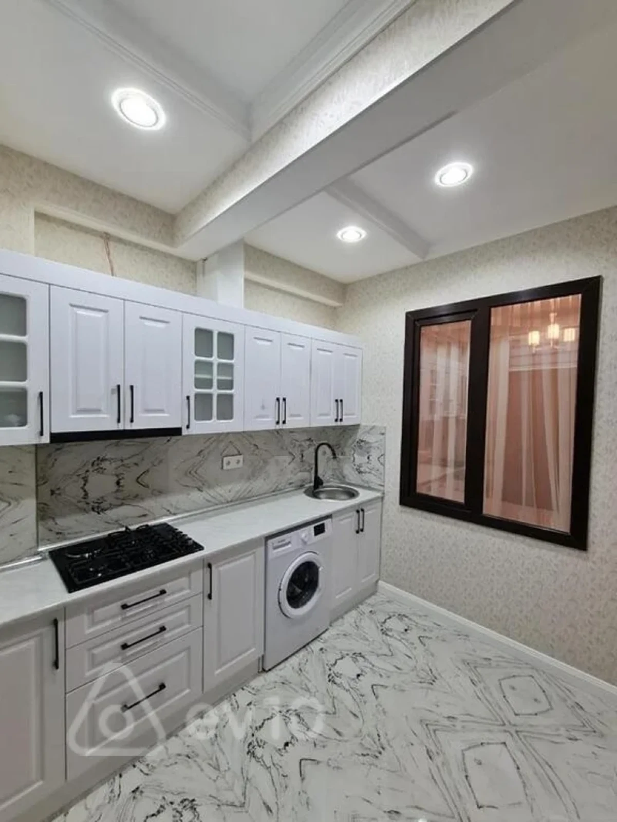 Kirayə verilir 2 otaqlı yeni tikili 60 m²