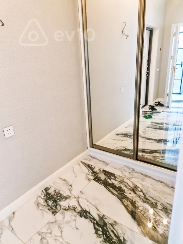 Kirayə verilir 2 otaqlı yeni tikili 60 m²