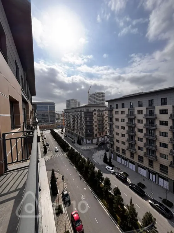 Kirayə verilir 2 otaqlı yeni tikili 85 m²