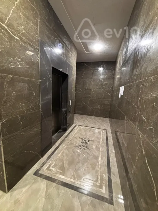 Kirayə verilir 2 otaqlı yeni tikili 85 m²