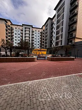 Kirayə verilir 2 otaqlı yeni tikili 85 m²