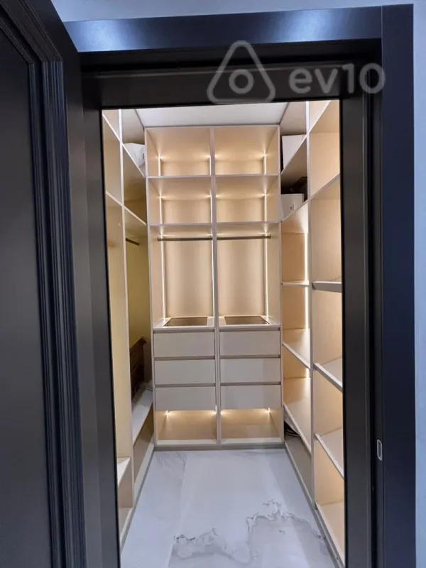 Kirayə verilir 2 otaqlı yeni tikili 85 m²