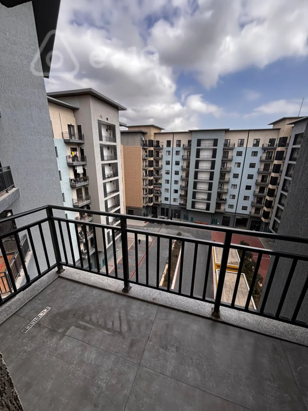 Kirayə verilir 2 otaqlı yeni tikili 85 m²