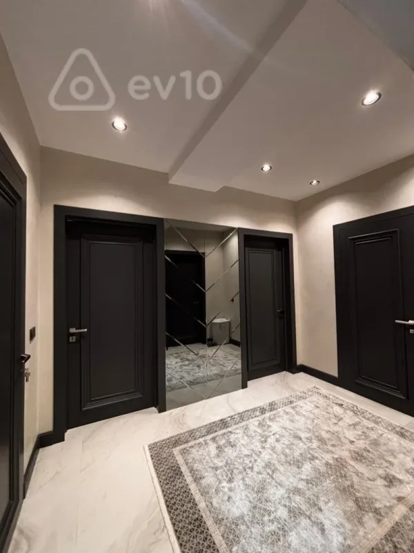 Kirayə verilir 2 otaqlı yeni tikili 85 m²