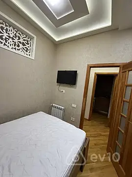 Kirayə verilir 2 otaqlı yeni tikili 65 m²