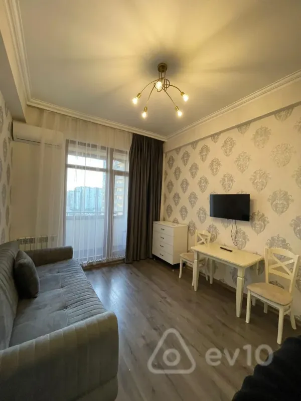 Kirayə verilir 1 otaqlı yeni tikili 35 m²