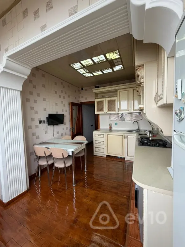 Kirayə verilir 2 otaqlı yeni tikili 46 m²