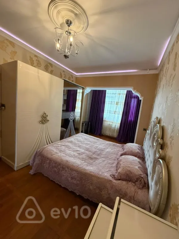 Kirayə verilir 2 otaqlı yeni tikili 46 m²