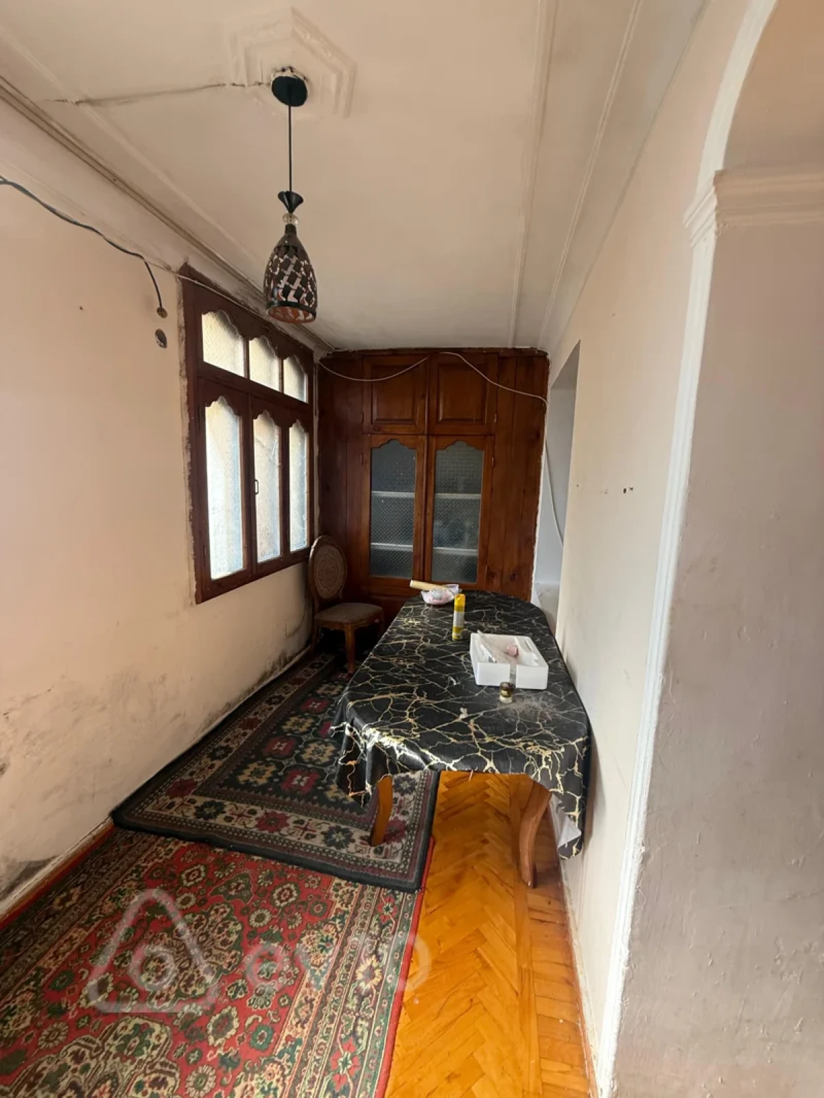Kirayə verilir 31 otaqlı köhnə tikili 80 m²