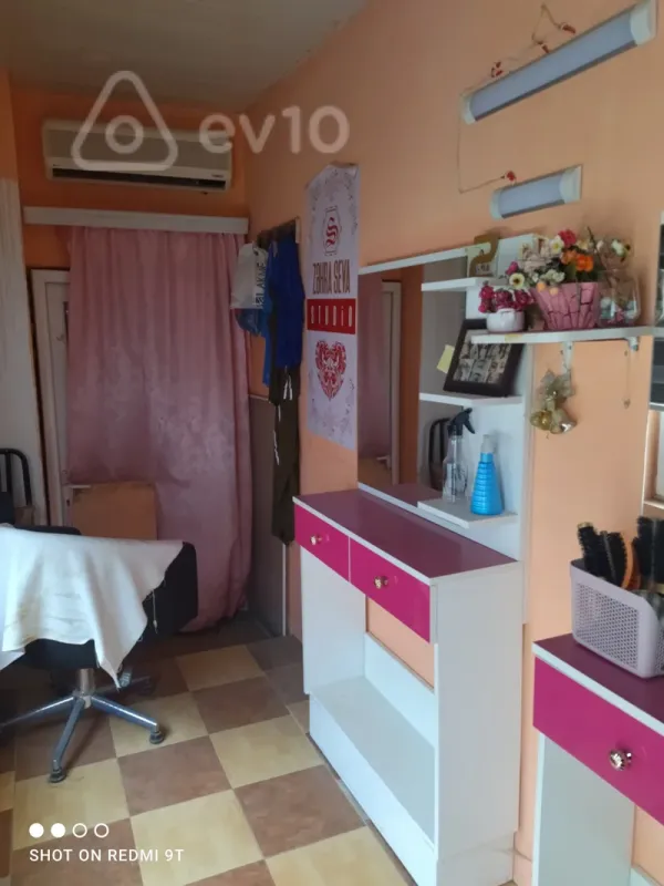 Satılır 5 otaqlı həyət evi 200 m²
