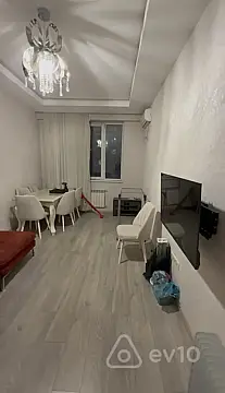 Kirayə verilir 2 otaqlı yeni tikili 55 m²