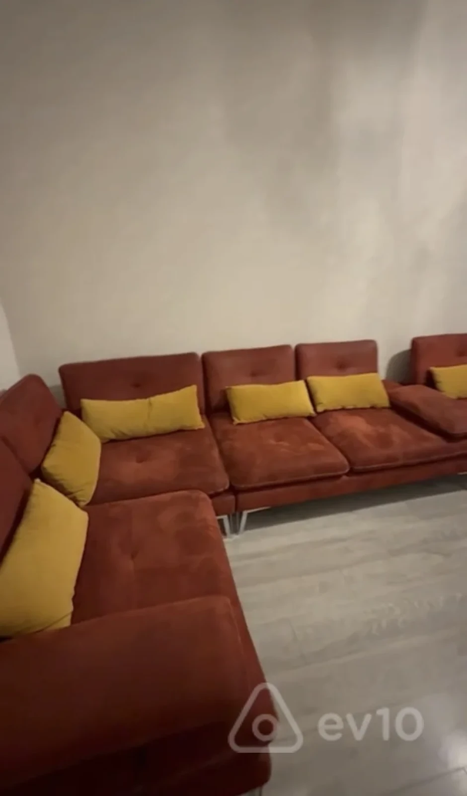 Kirayə verilir 2 otaqlı yeni tikili 55 m²