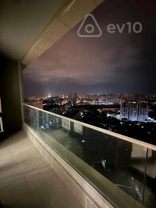 Kirayə verilir 2 otaqlı yeni tikili 70 m²