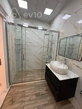 Kirayə verilir 2 otaqlı yeni tikili 70 m²