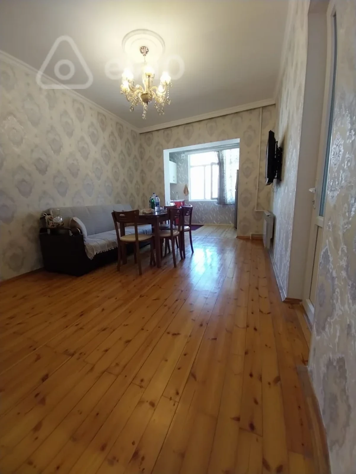 Kirayə verilir 2 otaqlı yeni tikili 50 m²