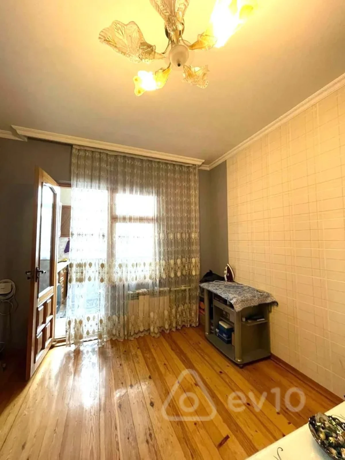 Kirayə verilir 3 otaqlı yeni tikili 65 m²