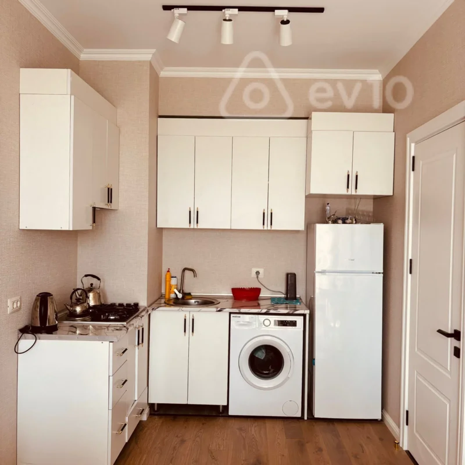 Kirayə verilir 2 otaqlı yeni tikili 50 m²